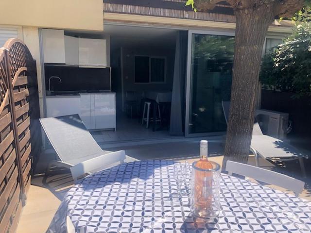 Cap D'Agde - Residence Estivales - Proche Naturiste - Terrasse - Wifi - Parking - Piscine - Clim Eksteriør billede