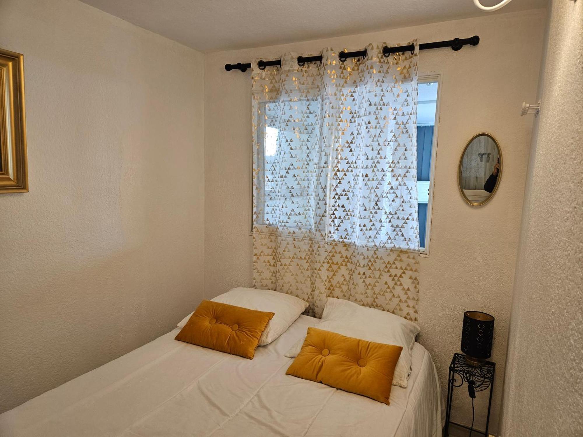 Cap D'Agde - Residence Estivales - Proche Naturiste - Terrasse - Wifi - Parking - Piscine - Clim Eksteriør billede